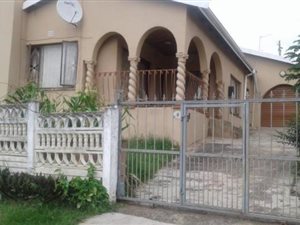 3 Bed House in Umlazi