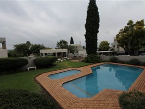 2 Bed Flat in Dowerglen
