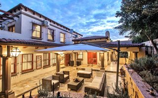 5 Bedroom House in Waterkloof Ridge