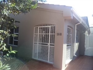 3 Bed House in Lynnwood Ridge