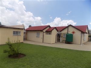 3 Bed House in Modder East