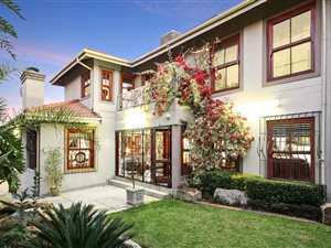 3 Bed House in Melrose Estate