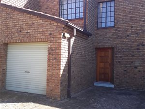 3 Bed Duplex in Gillview