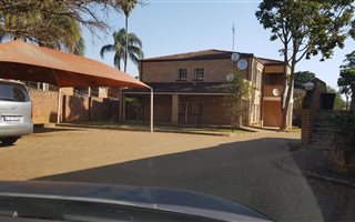 2 Bedroom Townhouse in Louis Trichardt
