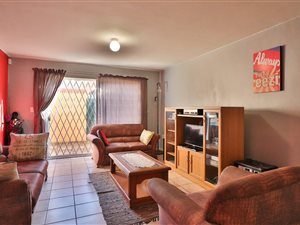 2 Bed Apartment in Stellenbosch Central