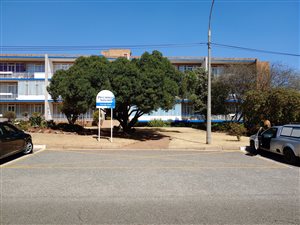 2 Bed Apartment in Florida Park