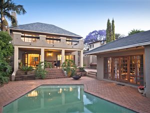 3 Bed House in Kensington