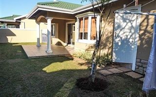 3 Bedroom Simplex in Mt Edgecombe Estate 1 & 2