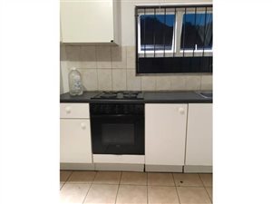1 Bed Garden Cottage in Bramley