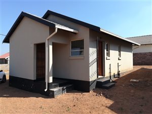 3 Bed House in Lenasia South