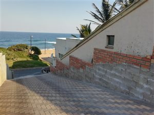 7 Bed House in Tinley Manor and surrounds