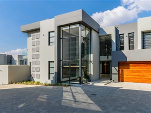 4 Bed House in Atholl