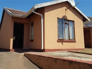 3 Bedroom House in Newlands West