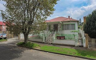 4 Bedroom House in Malvern