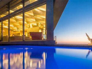 4 Bed House in Pezula Private Estate