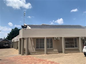 830 m² Commercial space in Boksburg Central