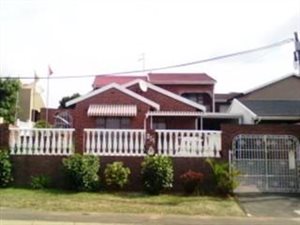 4 Bed House in Woodview