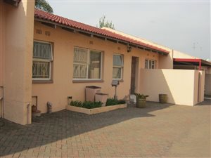 3 Bed Townhouse in Kibler Park