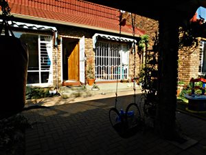 3 Bed Townhouse in Die Wilgers