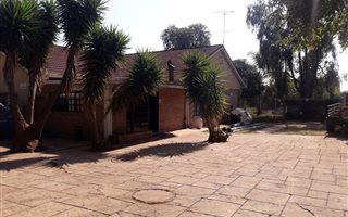 2 m² Land available in Bon Accord