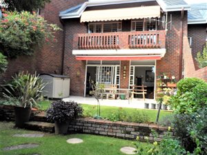 3 Bed Townhouse in Benmore Gardens