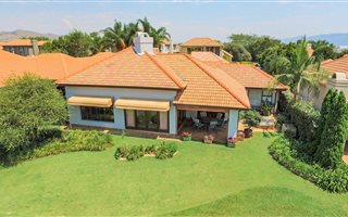 4 Bedroom House in Pecanwood