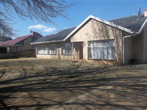 3 Bedroom House in Arcon Park