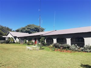6 Bed House in Oaktree