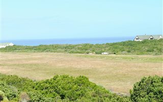 7998 m² Land available in St Francis Field