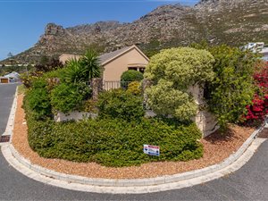3 Bed House in Lakeside