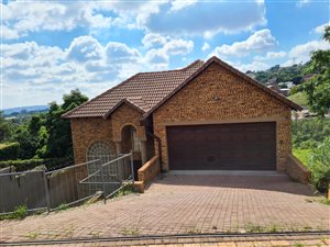 3 Bed House in Waterkloof Heights