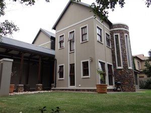 4 Bed House in Midfield Estate