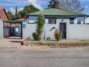 3 Bed House in Greymont