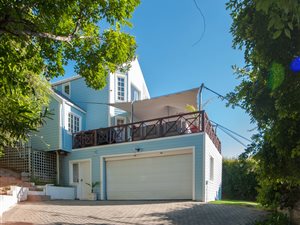 4 Bed House in Heldervue