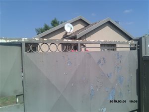3 Bed House in Crystal Park