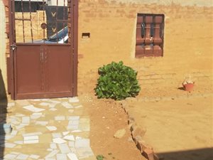 2 Bed House in Dobsonville