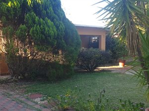 3 Bed House in Eloffsdal