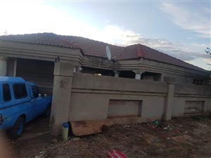 1 Bed House in Moleleki