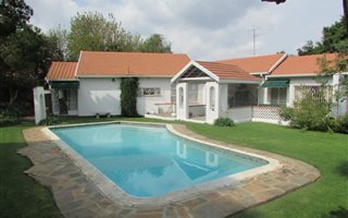 3 Bedroom House in Bramley