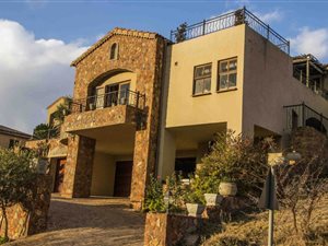 3 Bed House in Estate D Afrique
