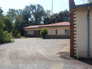 2 ha Farm in Marikana