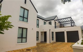 4 Bedroom House in Capolavoro Estate
