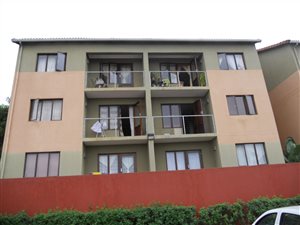 2 Bed Townhouse in Montclair