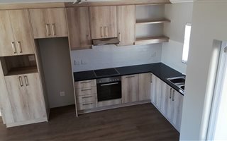 2 Bedroom Townhouse in Nooitgedacht Estate