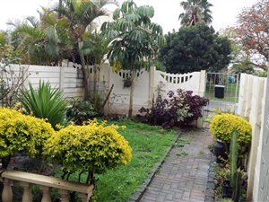 3 Bedroom Townhouse in Amalinda North