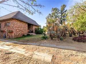 3 Bed Garden Cottage in Glen Austin AH