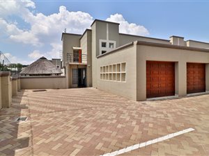 4 Bed Cluster in Oakdene