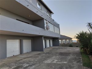3 Bed Apartment in Umkomaas