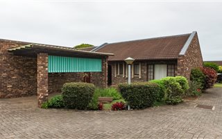 2 Bedroom Townhouse in Gonubie