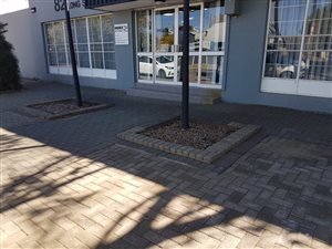 400 m² Industrial space in Hilton